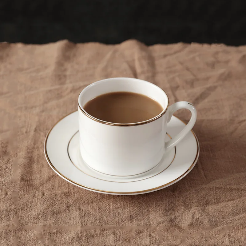  SU86 горячая Распродажа Белая Керамическая чайная чашка блюдце с золотым дизайном