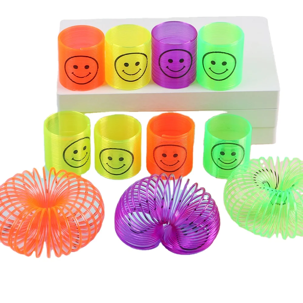 Christmas Cheap Rainbow Ring Coil Toy Small Size Plastic Rainbow Magic Spring For Capsule Novelty Kids