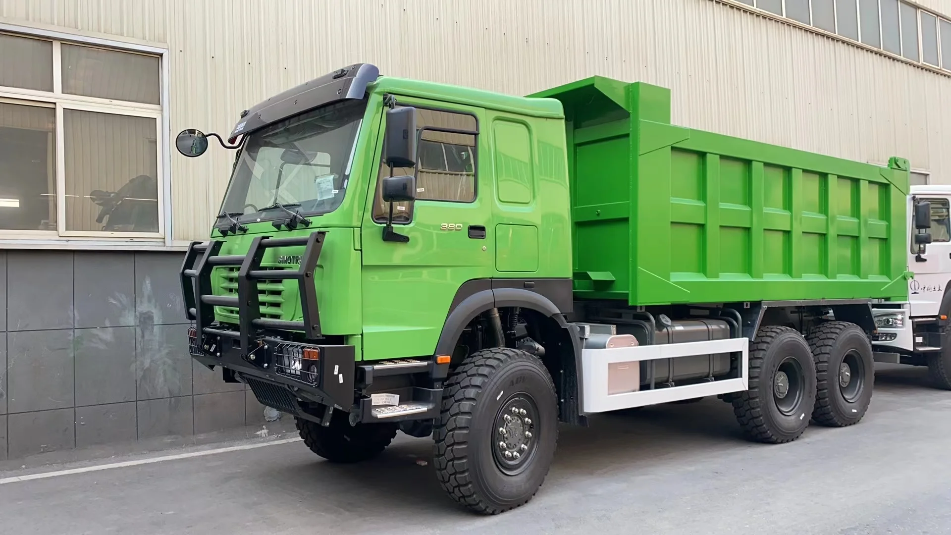 Сверхмощный большой автомобиль sinotruk howo prime mover 6x4 10 колесных транспортных средств стандарт евро 2 механическая коробка передач отличные характеристики