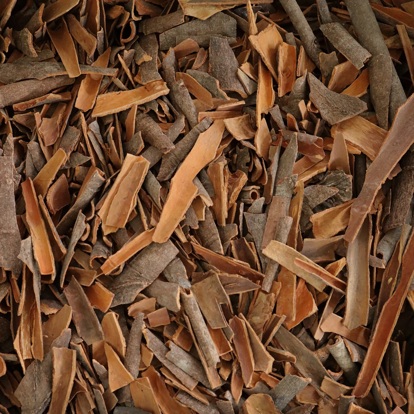 
Cinnamon - whole broken Cinnamon 