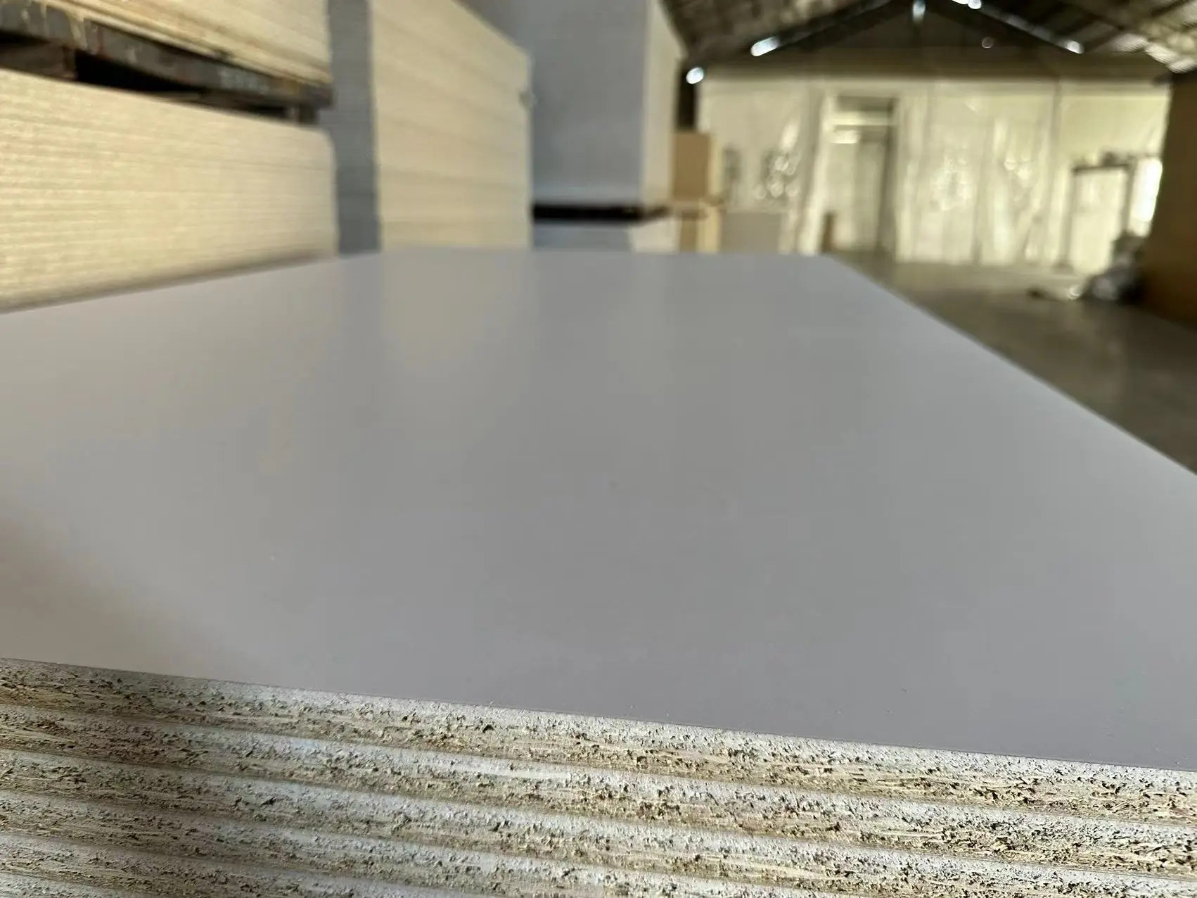 Wholesale White Chipboard 15mm 18mm 366x183 for Wall Panel Door Furniture Ceiling Laminated Board OSB White Melamine Chipboard