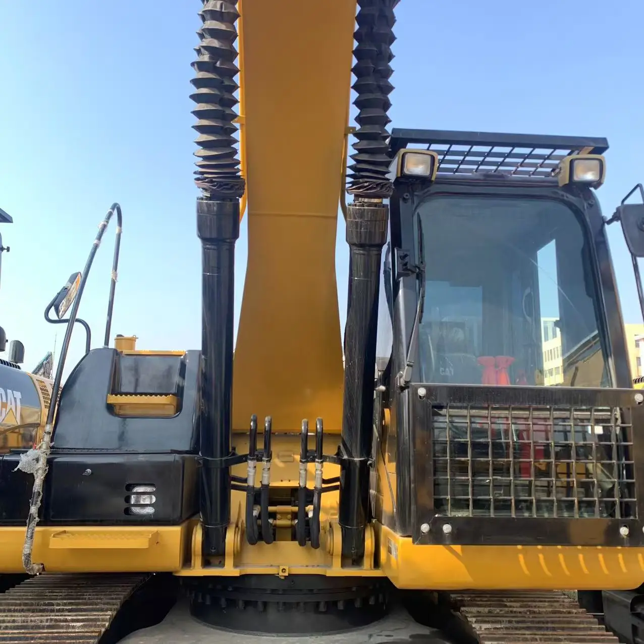 Used Japan Used CAT 320 Excavator Caterpillar 20 Ton Earth-moving Machinery Cheap Used CAT320D CAT320D2 Excavator for Sale