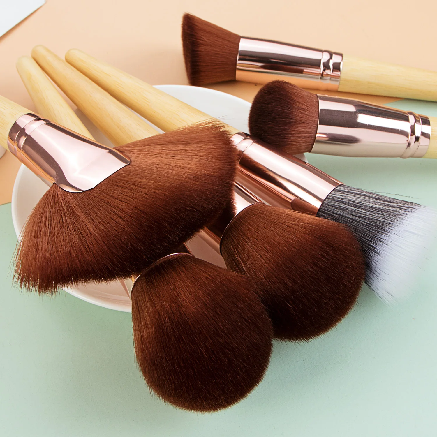 10 15 25 40 piece luxury vegan custom wood handle brushes full kit professional makeup brush set with 12 pcs for make up wooden