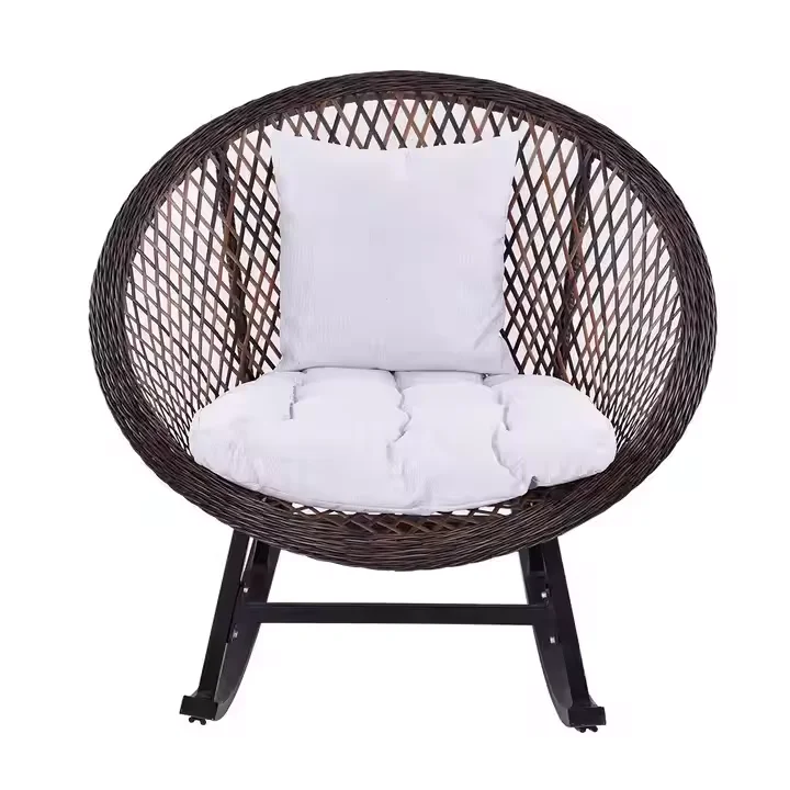 New design indoor / outdoor PE rattan rocking chair garden modern round chair