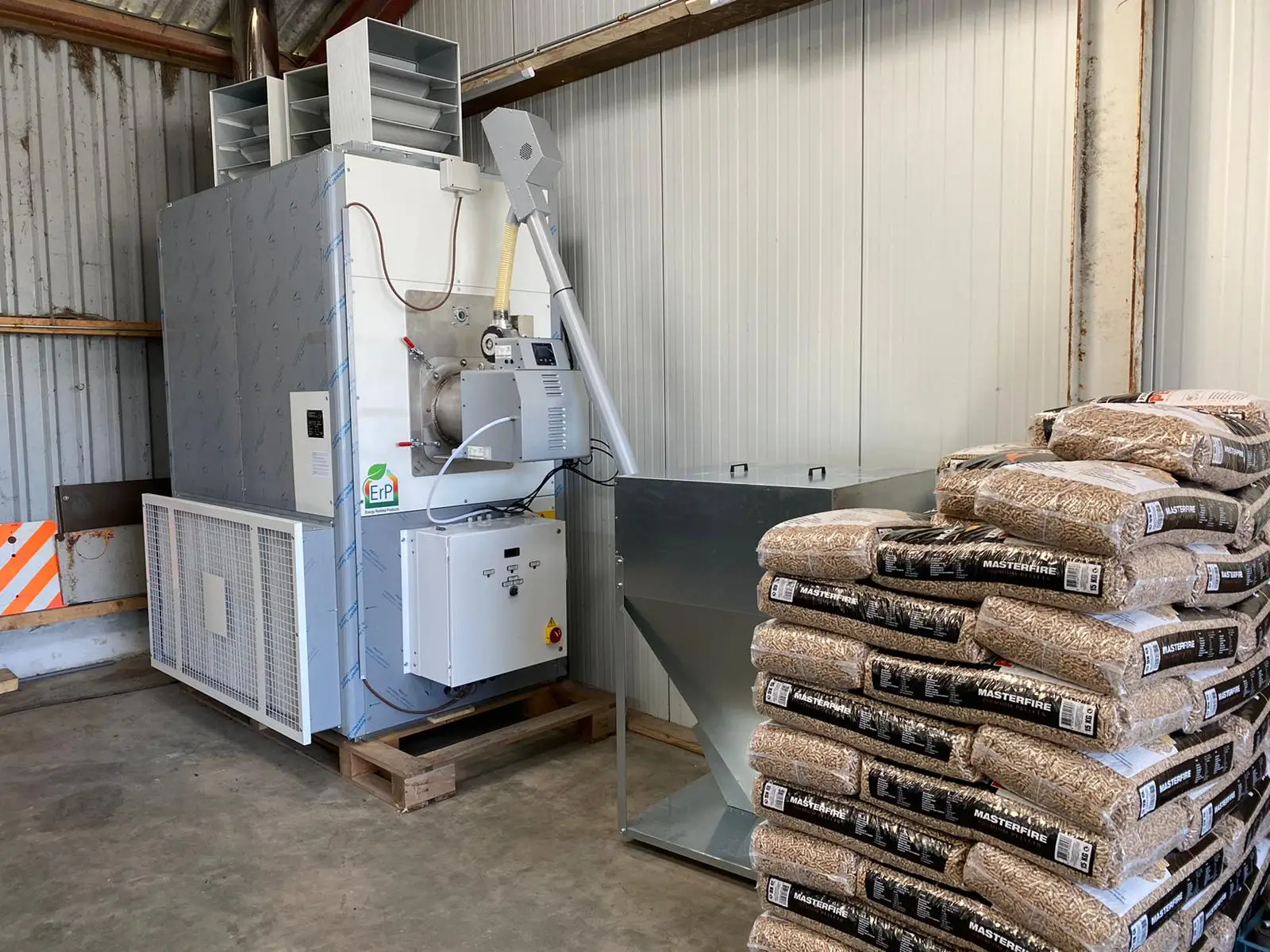 B-max Warm Air Heater 100 kW for heating of buildings green houses farms