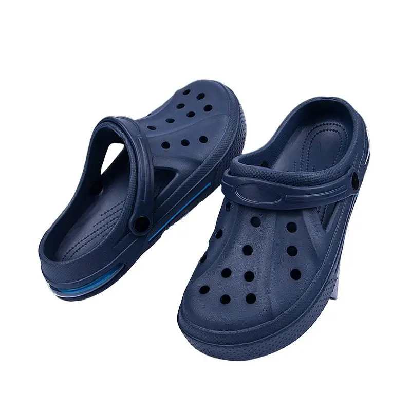 2021 New Clogs Each Pair with Smiley Face Buckle 202 Smiley Face Couple Air Cushion Hole Shoes Men Sandals
