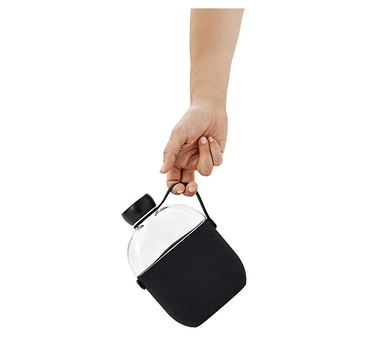 Bar Decor Most Popular Products Hip Flask Shaped Water Bottle, New Ideas 2020 Gift Hip Flask With Silicone Sleeve