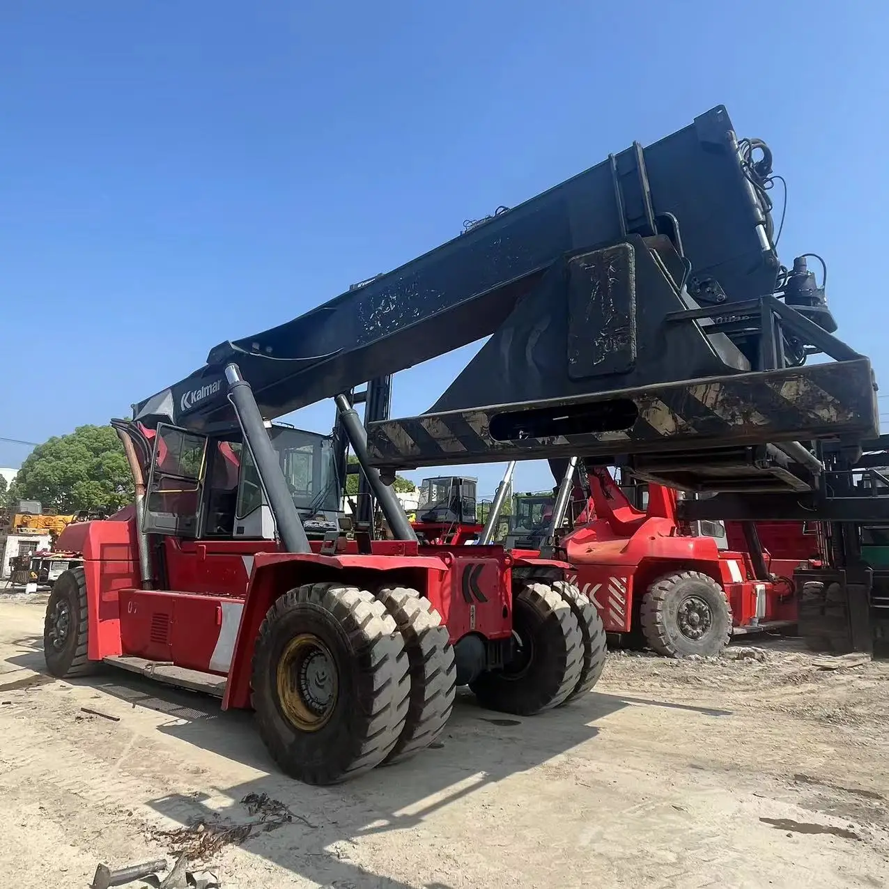 Original container and port lifting crane Kalmar DRF450 Finland reach stacker in discount 45 Ton Telescopic Handler