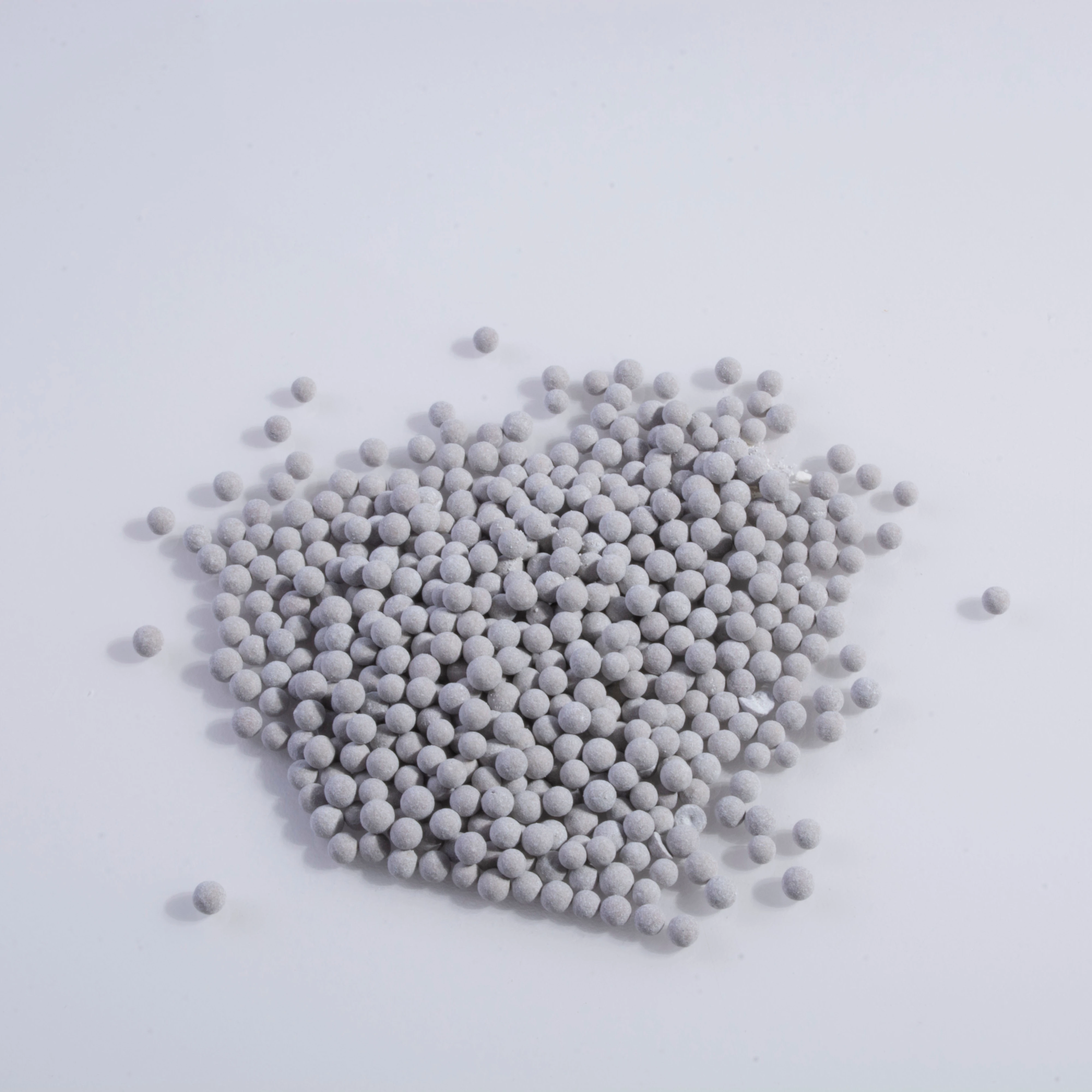 High quality VCI Desiccant Powerful Waterproof Rustproof Metal Products Shipping and Storage Container  Antirust Desiccant