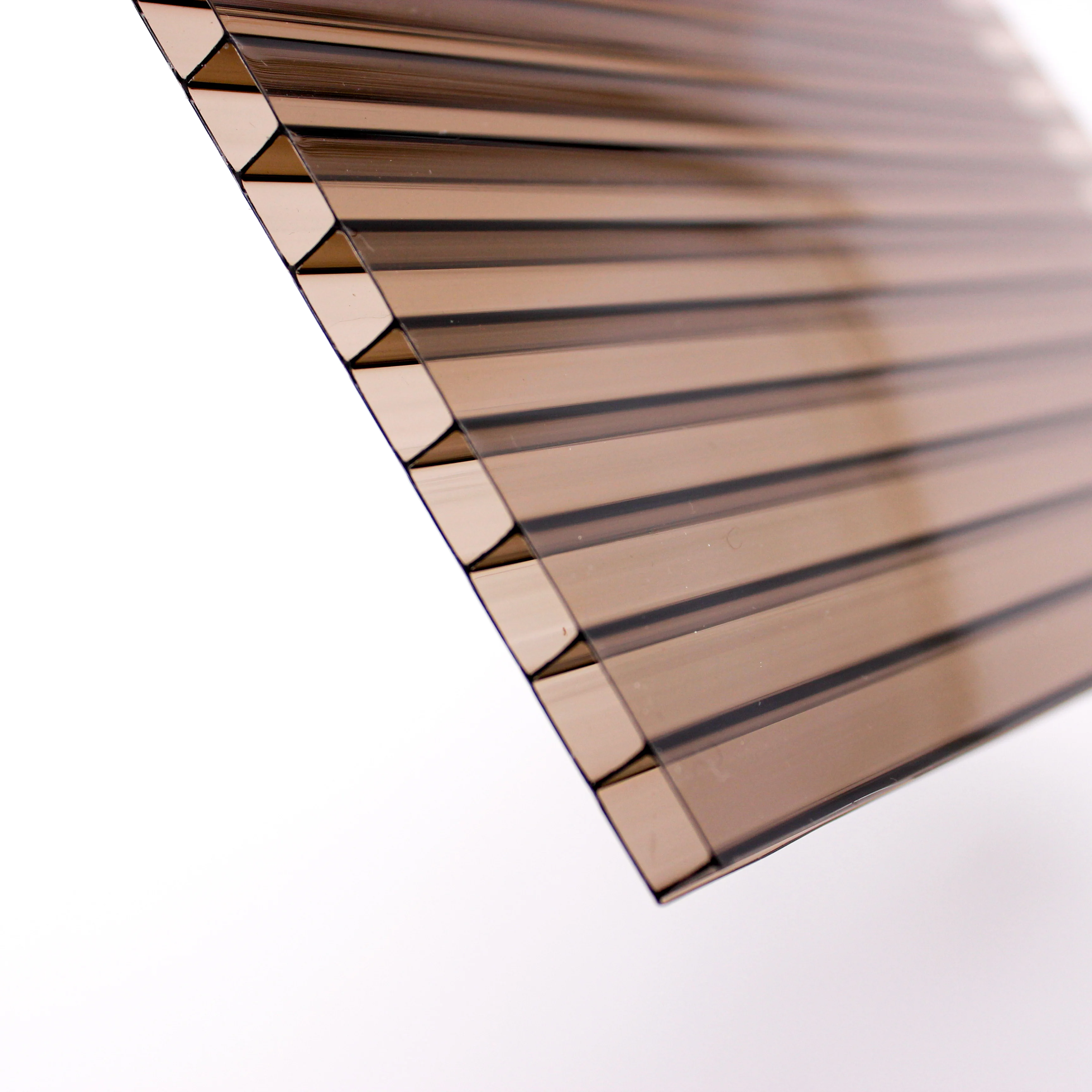 Policarbonato transparente for glazing and roofing