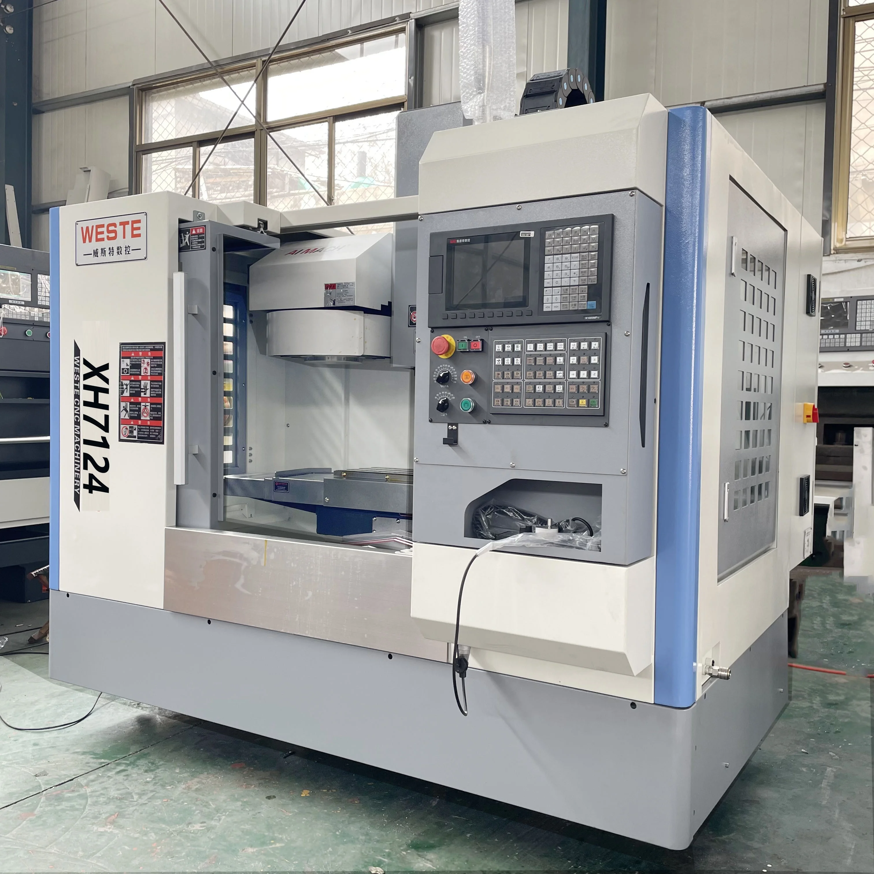 3 Axis CNC Milling Machinery Xh7124 CNC Machine with GSK Fanuc Controller