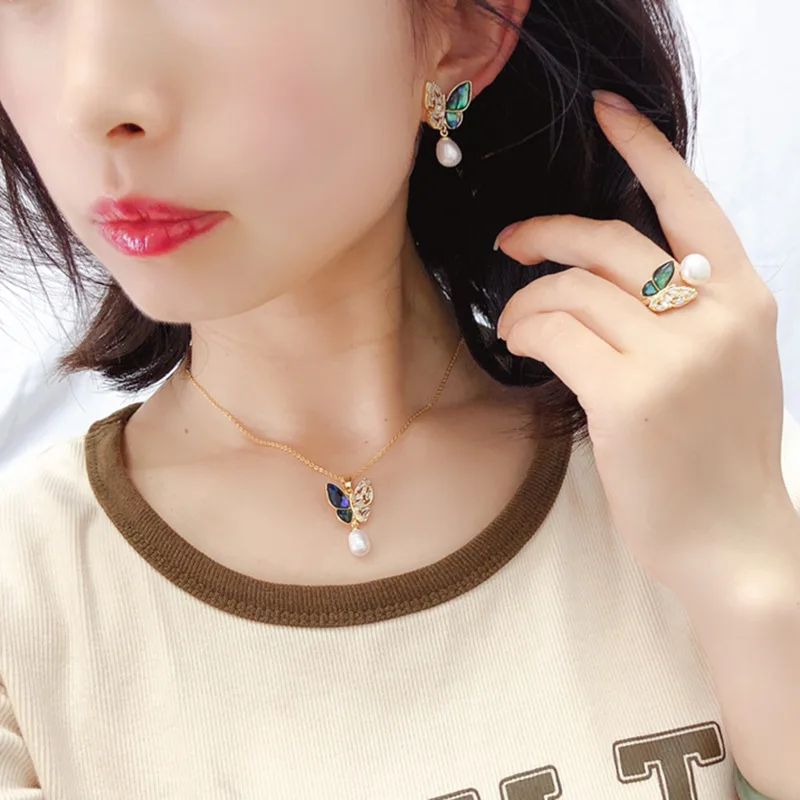 Wholesale Delicate Mother Of Pearl Shell Colorful Butterfly Jewellery Freshwater Pearl Necklace Sweet Earrings Fashion Jewelry S
