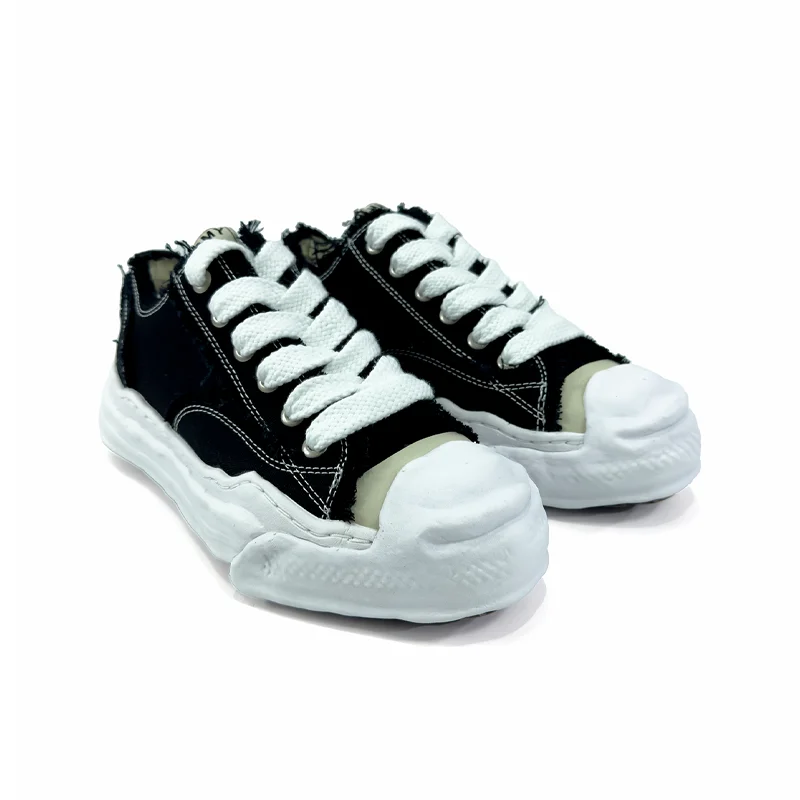 Top Luxury designer casual shoes High quality Fashion running lace-up canvas fashion vulcanized flats Casual walking style