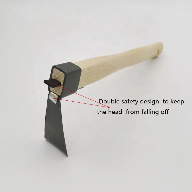 high quality Carbon steel  digging hoe with  wooden handle for children