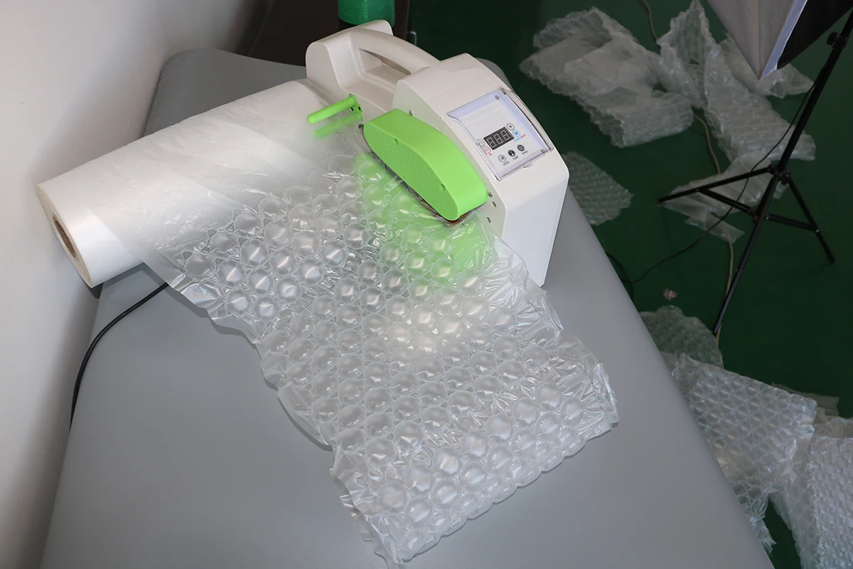 Компактная Высокоэффективная машина для надувной оберточной пленки, машина для наполнения воздушной пленкой