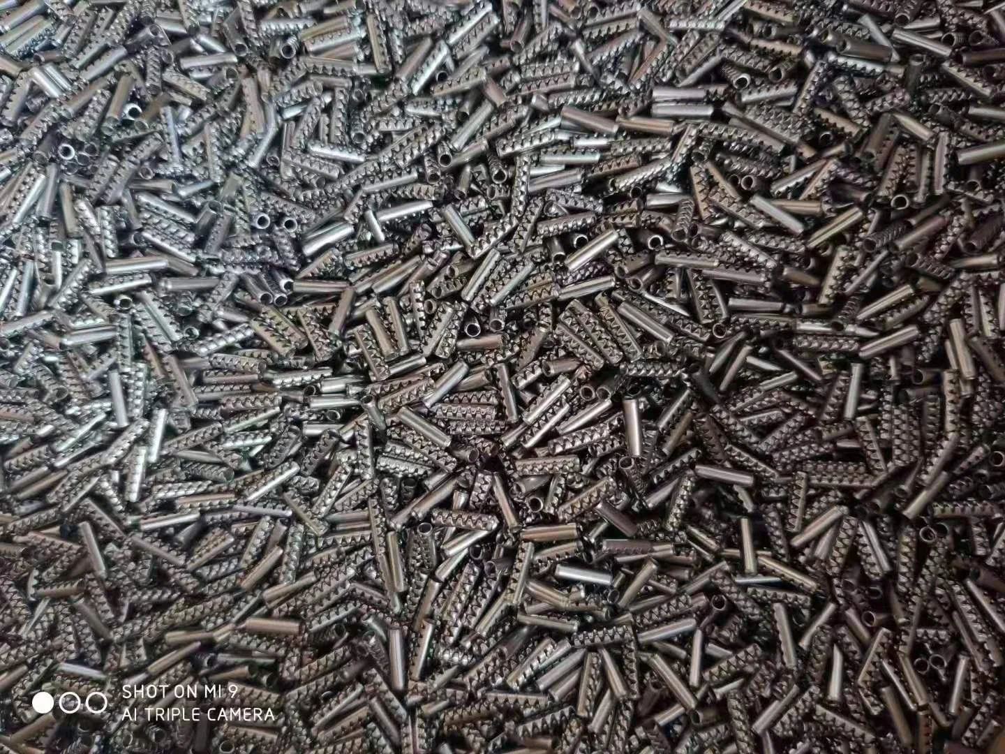 Factory customized high quality JIS B2808 65Mn/stainless steel cylindrical slotted serrated spring tension pins