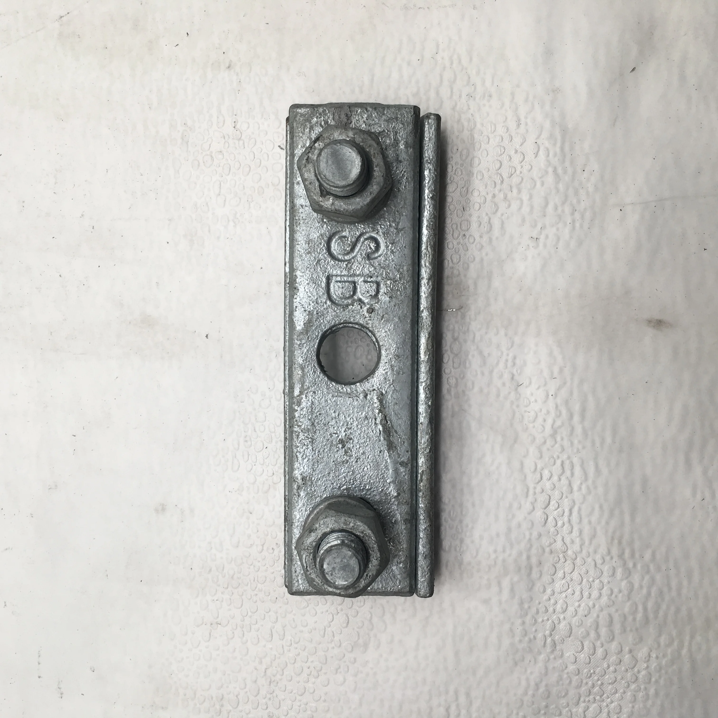 Galvanized Guy Clamp 3 Bolt Type Cable Suspension Clamp For Overhead Line Cable