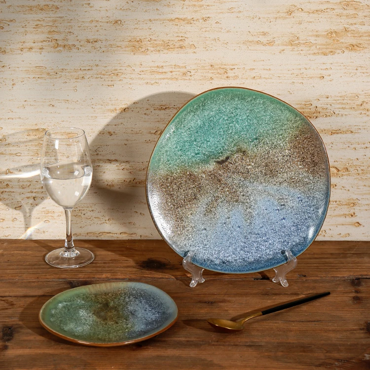 China unique 3 colors glazed retro decorative luxury round plate and dishes ceramics dinner restaurant plates
