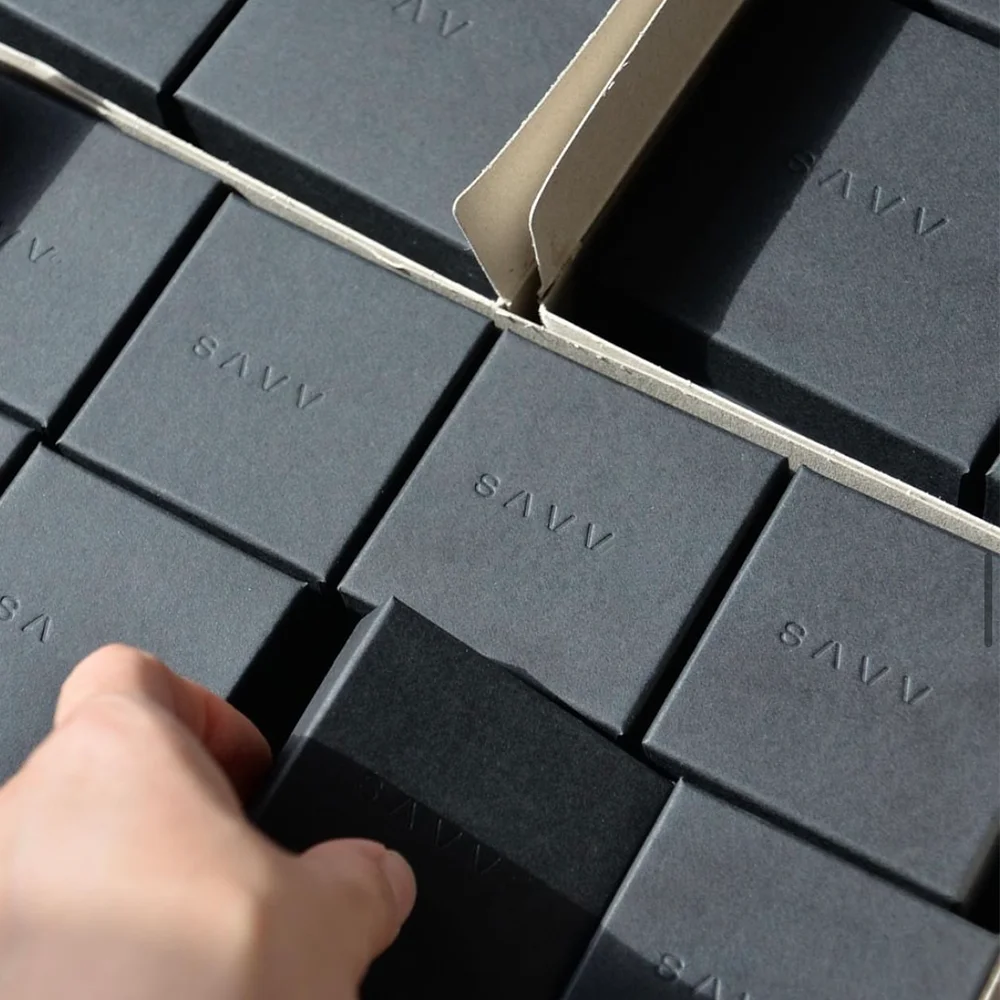 Eco-Friendly Fashion Jewelry Box For Necklace Rings Earings Packaging Luxury Paper Box With Logo Complete Packaging Solution