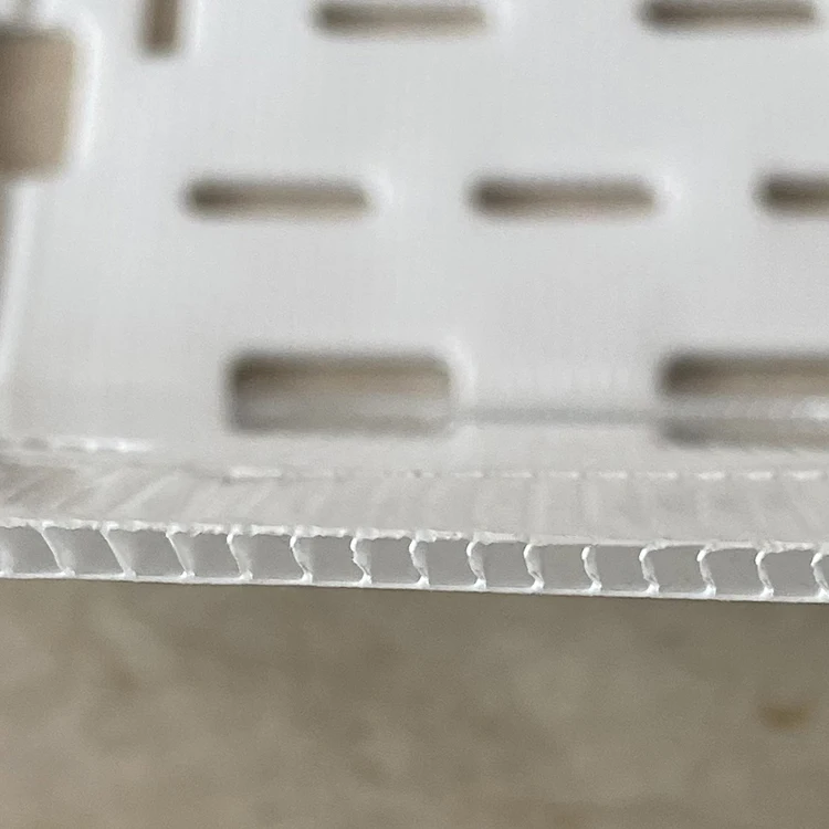 Custom colorful foldable stackable waterproof plastic hollow corrugated sheet board pp turnover box