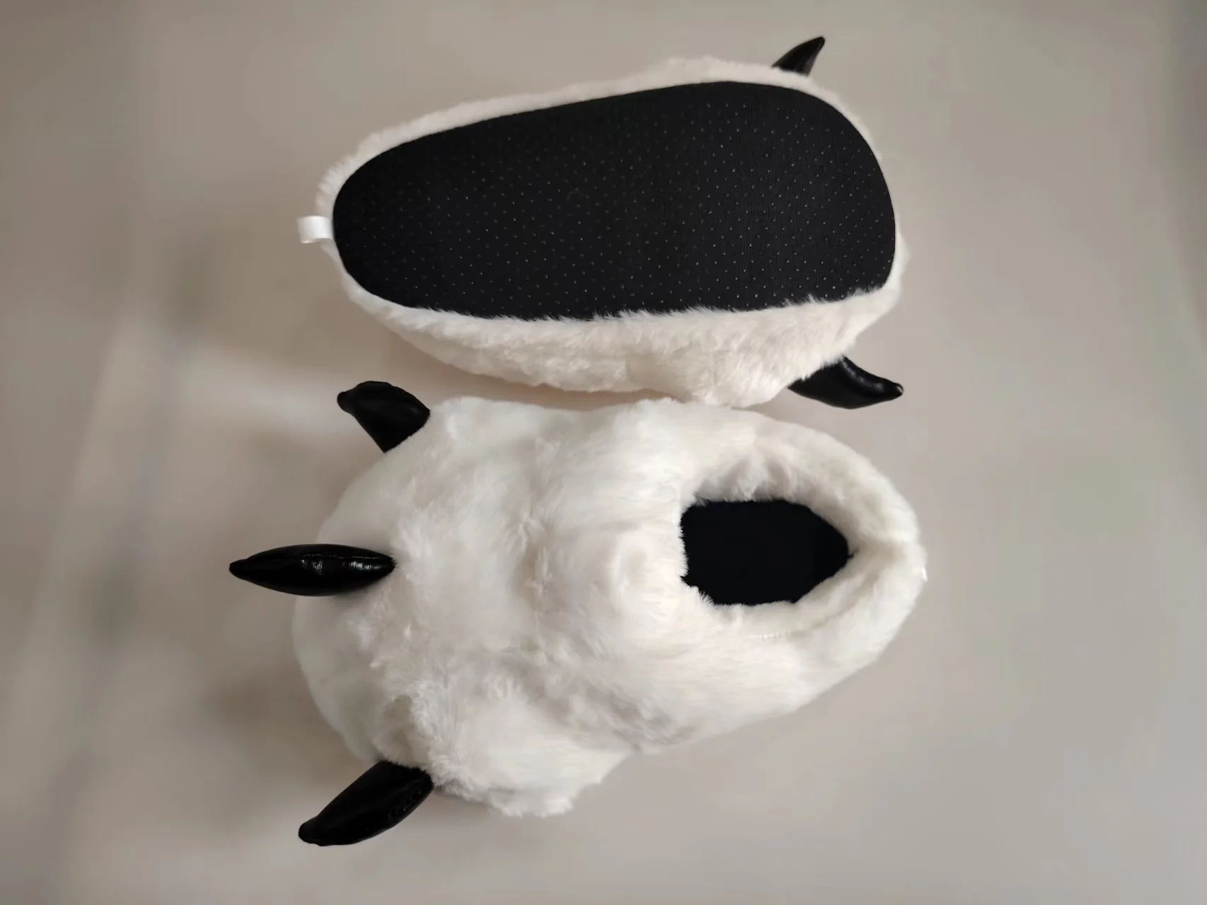 Wholesale custom design winter plush fur stuffed animal claw cotton men women home indoor slipper