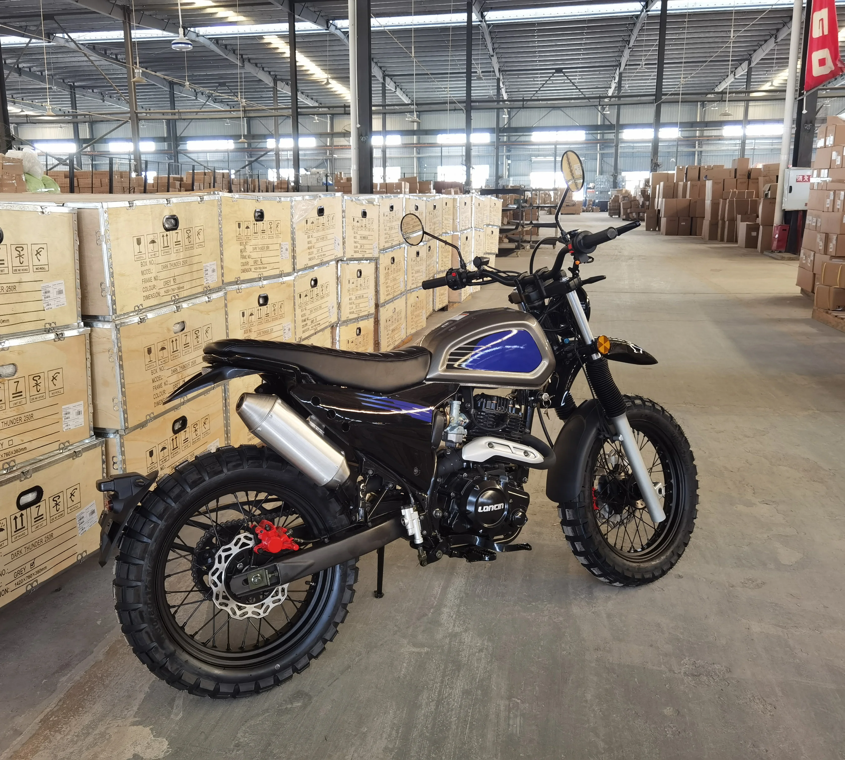 Ретро-мотоцикл ROMBOLOR SCRAMBLER 250 FUEGO мотоцикл китайский куб. См NO.22070607