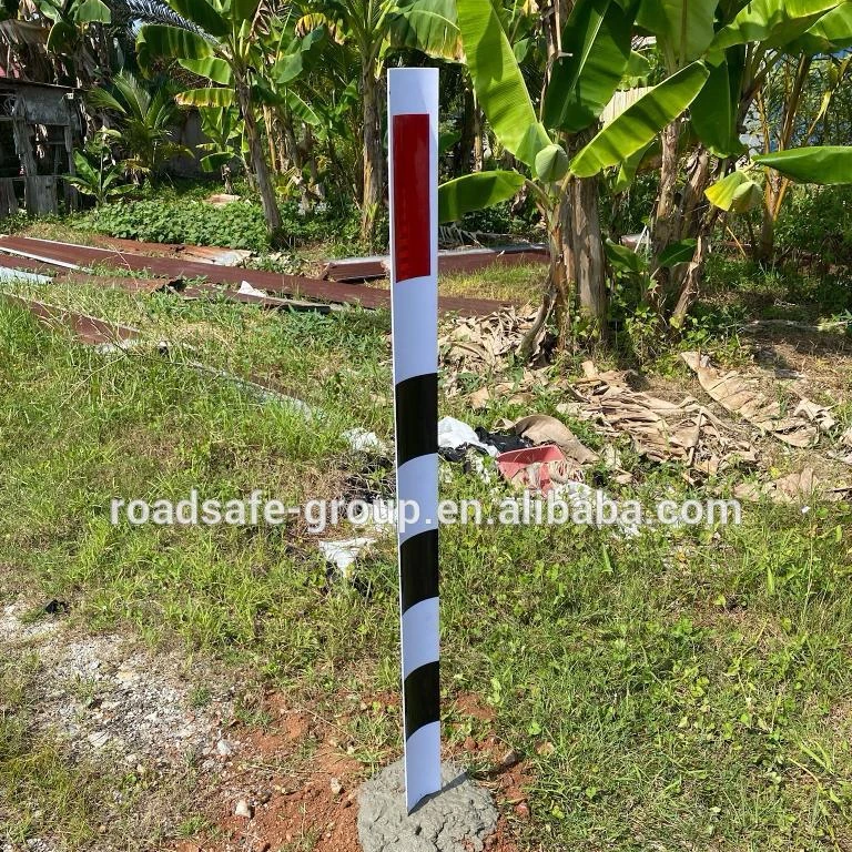 Customized roadside CE bariier PVC/HDPE Traffic Reflective Delineator Post / flexible  delineator