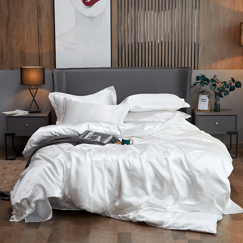 Custom Solid Color Brushed Microfiber Bedding Set with Comforter Quilt Luxury Wrinkle Resistant King Size Bed Sheet Set