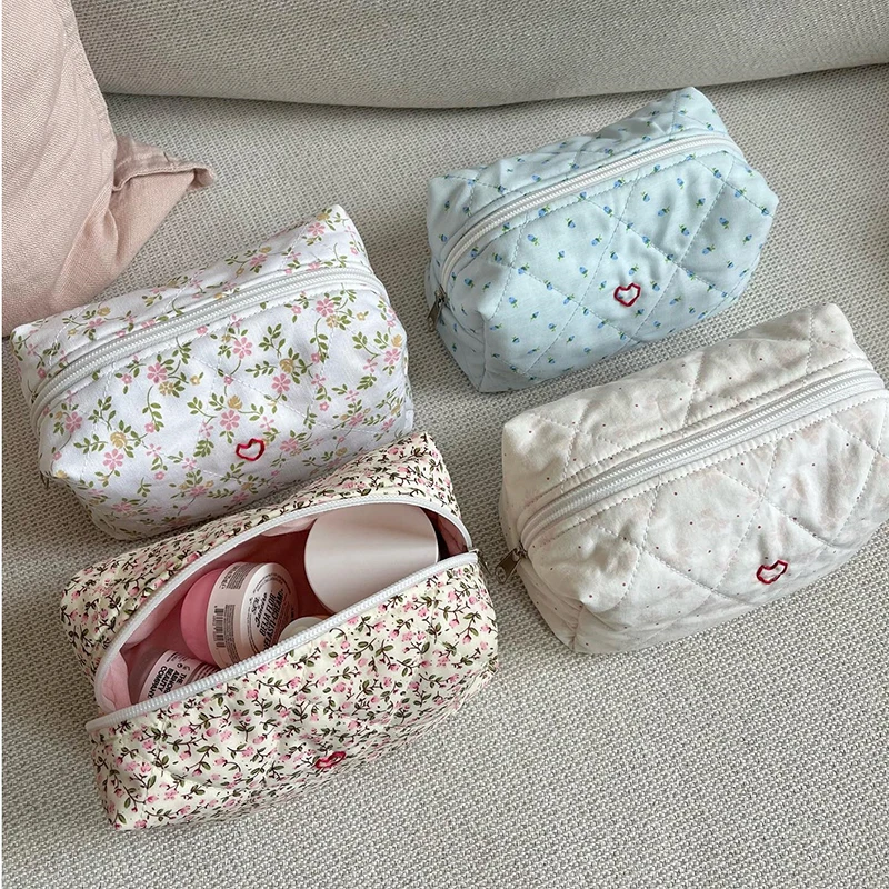Custom Size Logo Floral Print Cotton Quilted Zipper Beauty Cosmetic Makeup Make Up Toiletry Skincare Bag