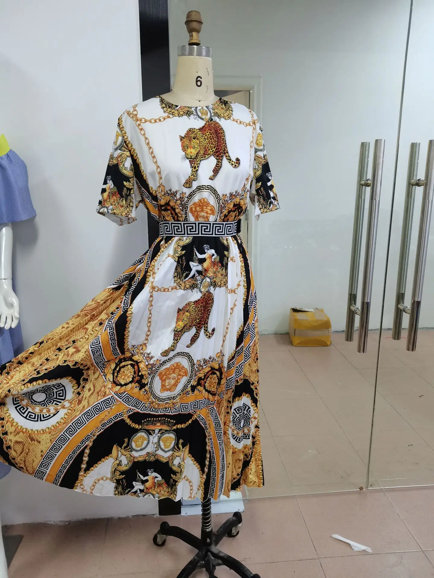 2022 New Large Size Fashion African Style High Waist Long Skirt Printed Temperament Commuter Floral Print Pleated Dress 5