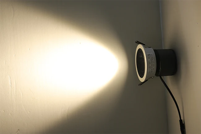 Светодиодный утопленный светильник Tuya Zigbee Triac антибликовый COB Точечный 0-10 В