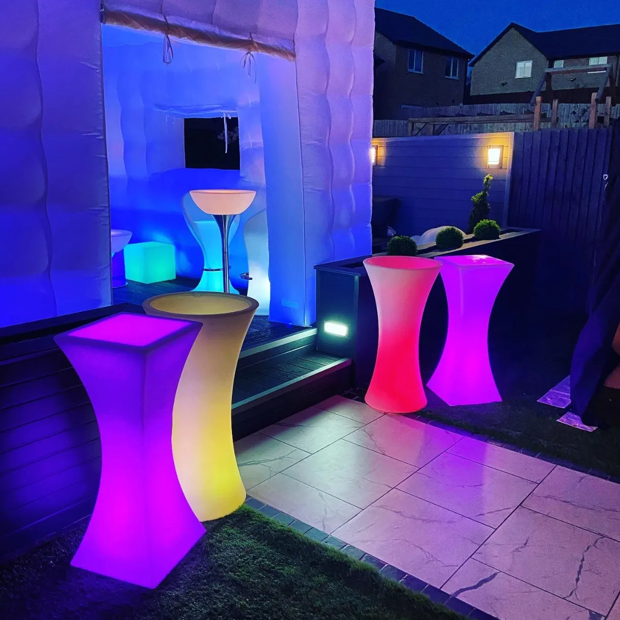 Wholesale Cool High Bar Table Night Club Party Rental Illuminated Led Glowing Cocktail Table Bar Furniture