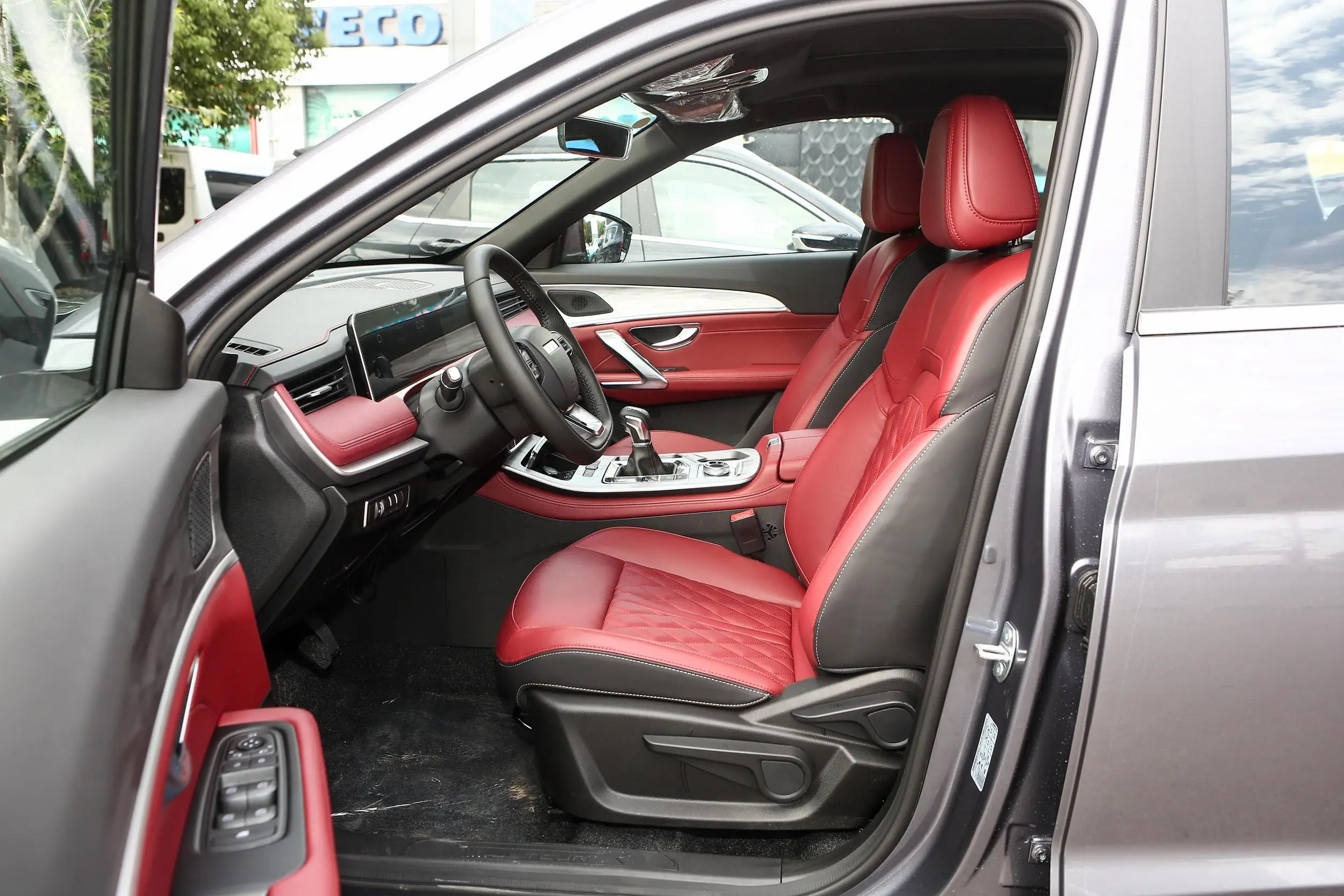 Chery Jetour X70 PLUS 2023 модель 1 5 т с ручным управлением Brave мест недорогой бензиновый автомобиль jetour x70 plus в продаже