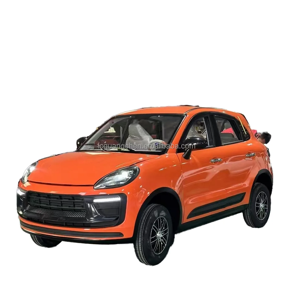 Электрический четырехколесный автомобиль новой энергии
