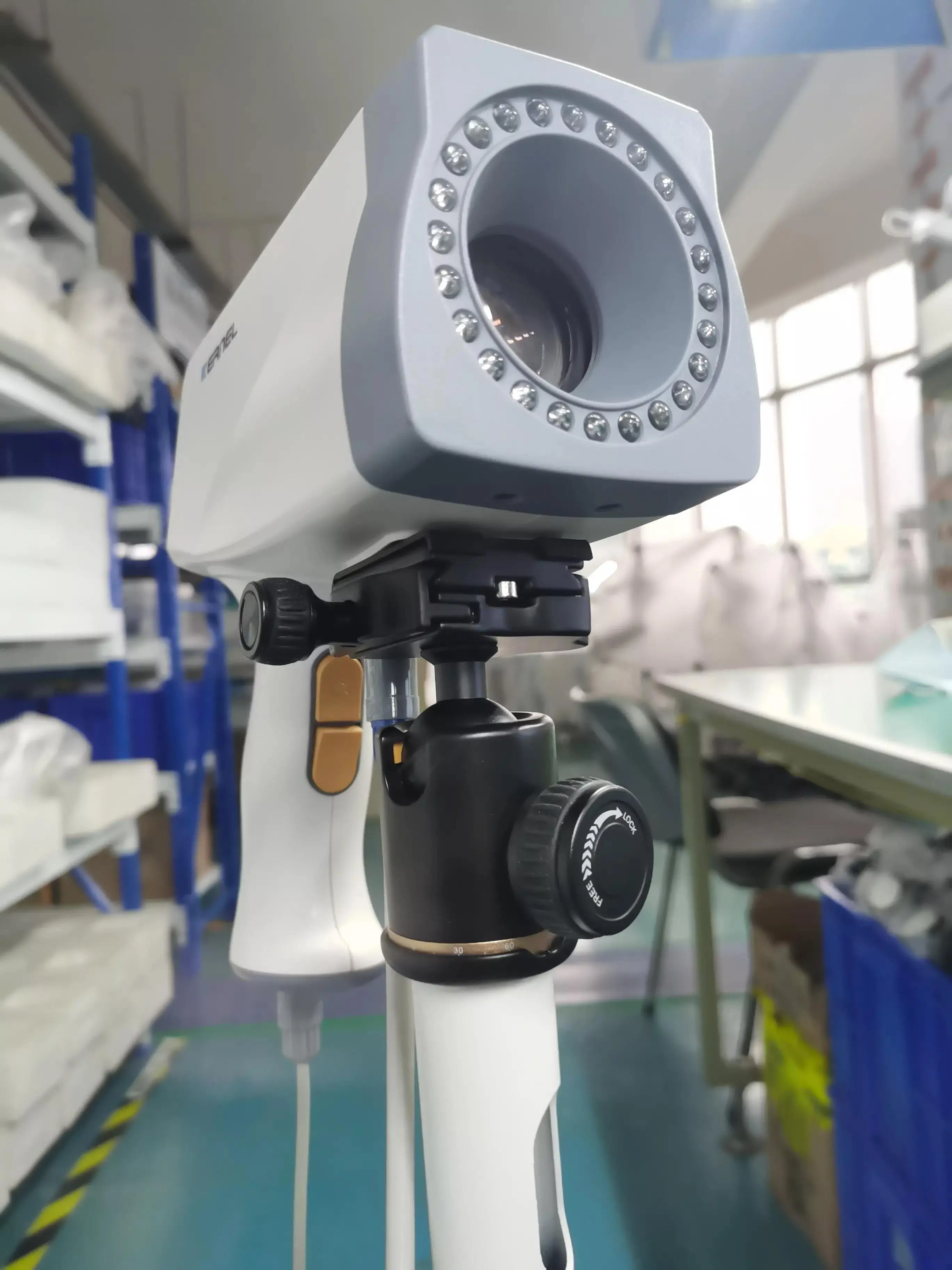 Cold LED Video Colposcope with Camera KN-2200 Medical Mobile HD Digital Video Colposcope for Gynecology