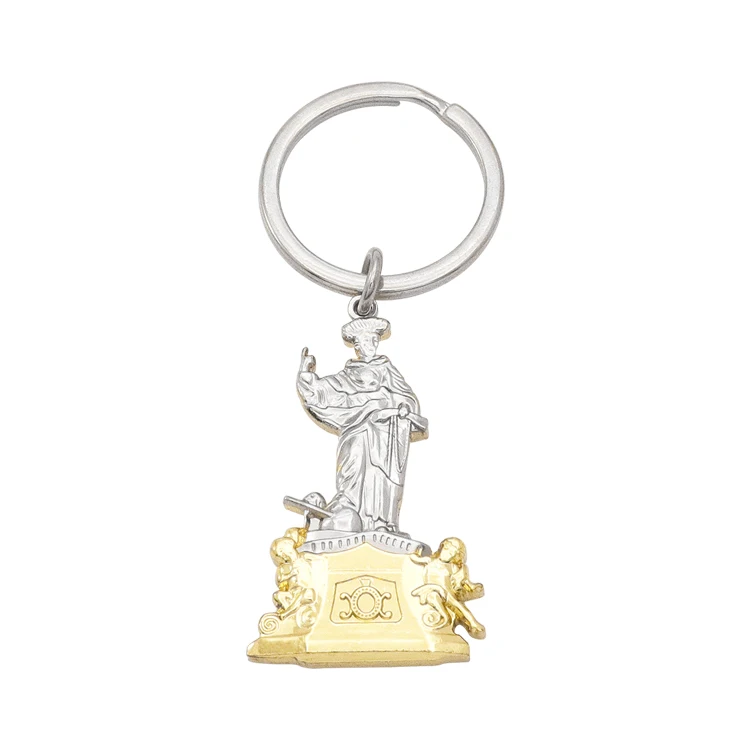 Custom World Soccer 3D Rotating Trophy Keychain Football Award Key Ring With Official Emblem for Football Fans