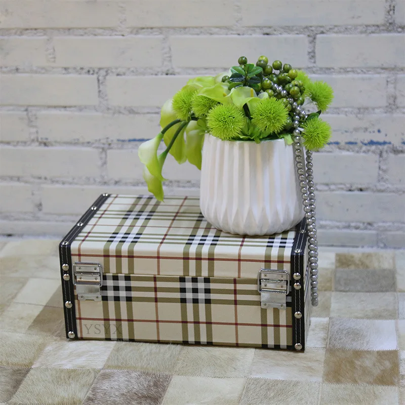 Chinese manufacturers wholesale leather suitcases decorative suitcases vintage suitcases for home wedding venues set of 2