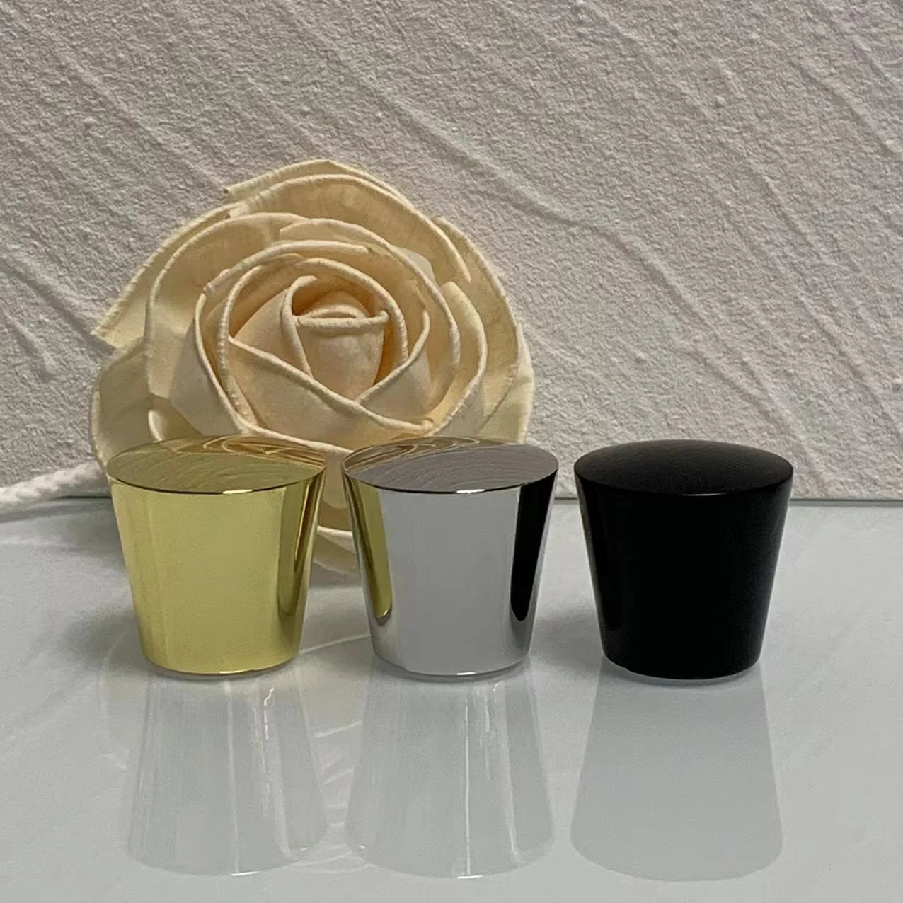 Metal Perfume Cap Perfume Bottle Cap Custom Design Cosmetic Zamac Fancy Luxury Carton Packing Sliver Perfume Filler in Bottles