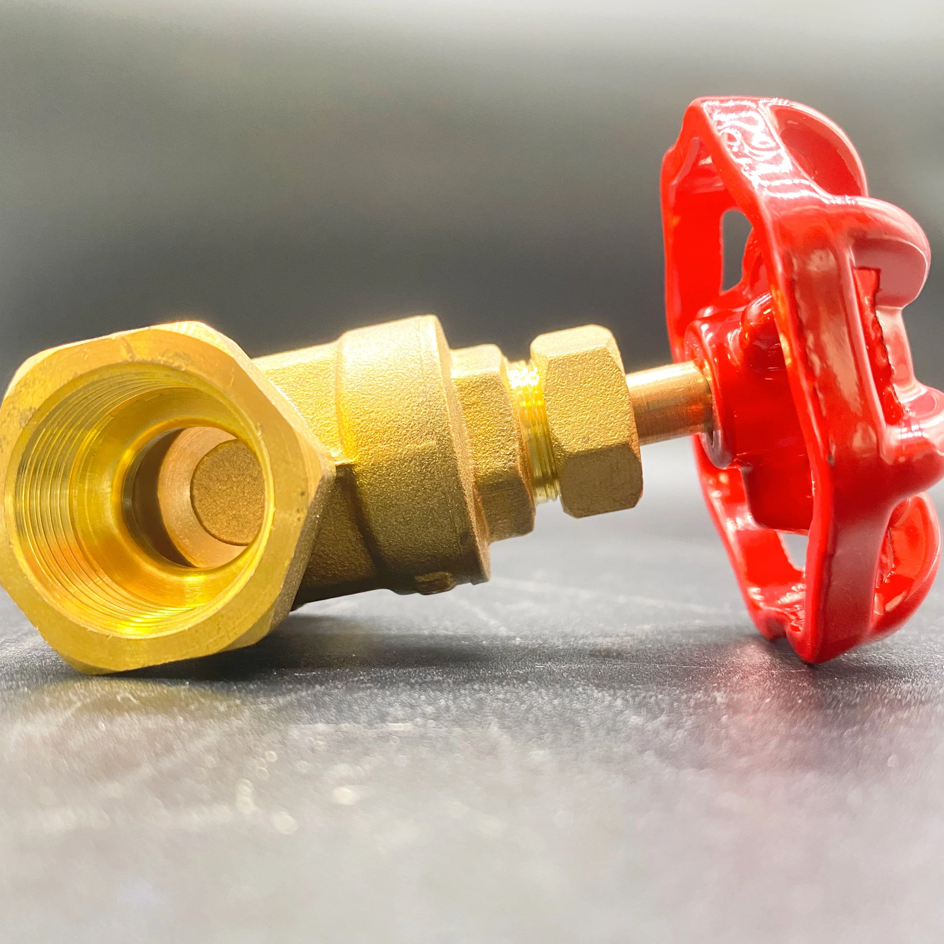 
SU-J112 DN15 DN20 DN25 DN32 DN40 DN50 metal seal faucet brass stop valve price 