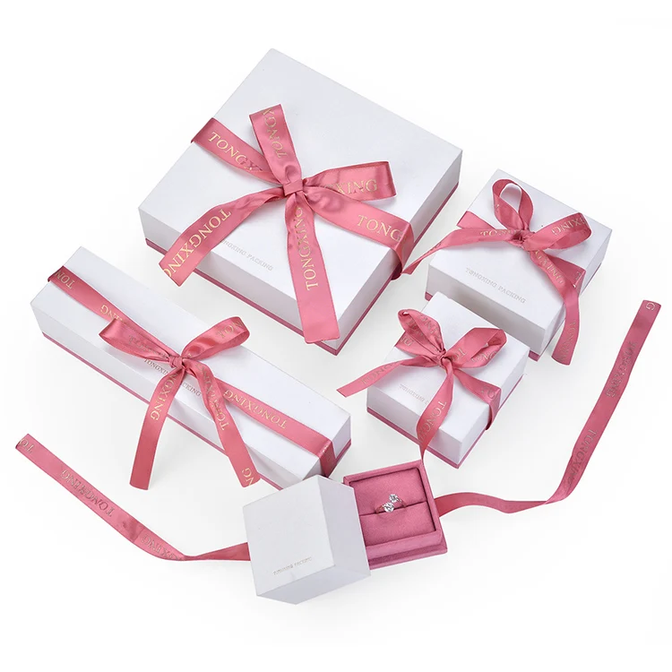 Custom colors and log Cardboard Jewelry Box  Fancy Jewelry Packaging Box With Ribbon