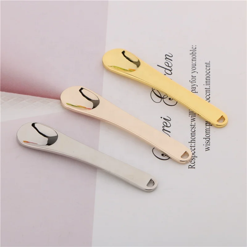 
Wholesale Mini Makeup Spatula Small Gold Eye Cream Scoop Stainless Steel Cosmetic Spoon 