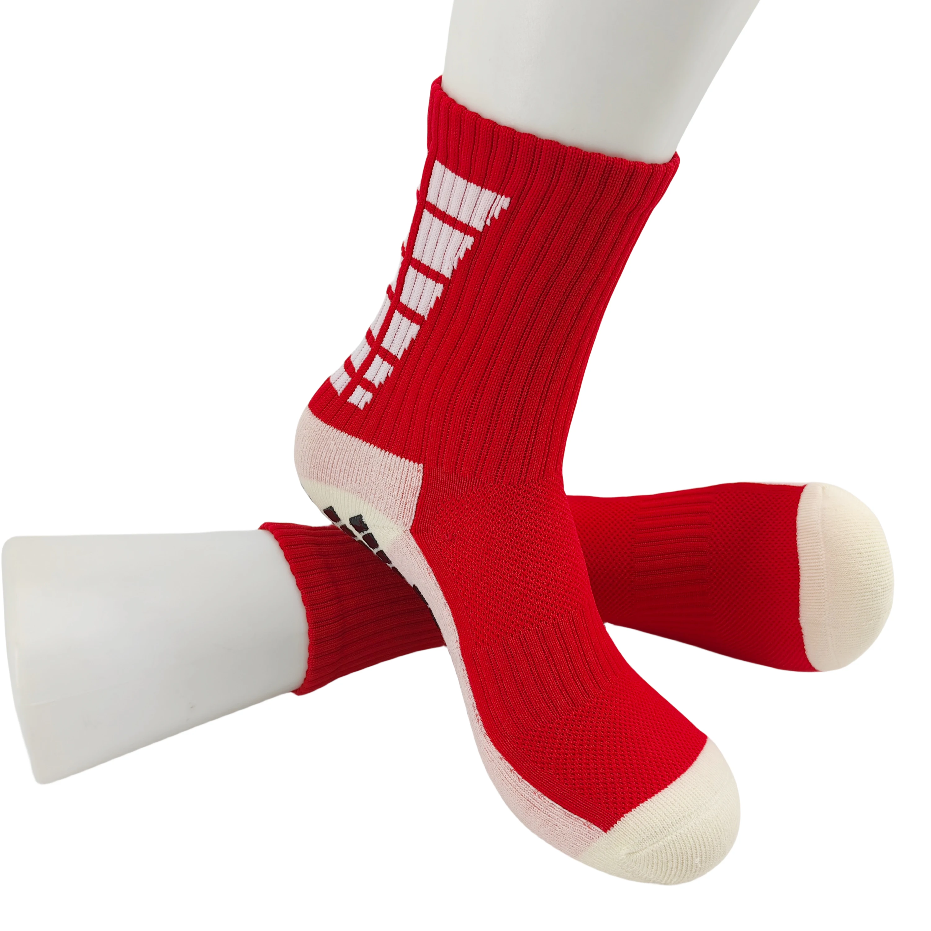 Wholesale custom logo socks red grip football basketball sock anti slip sports socks