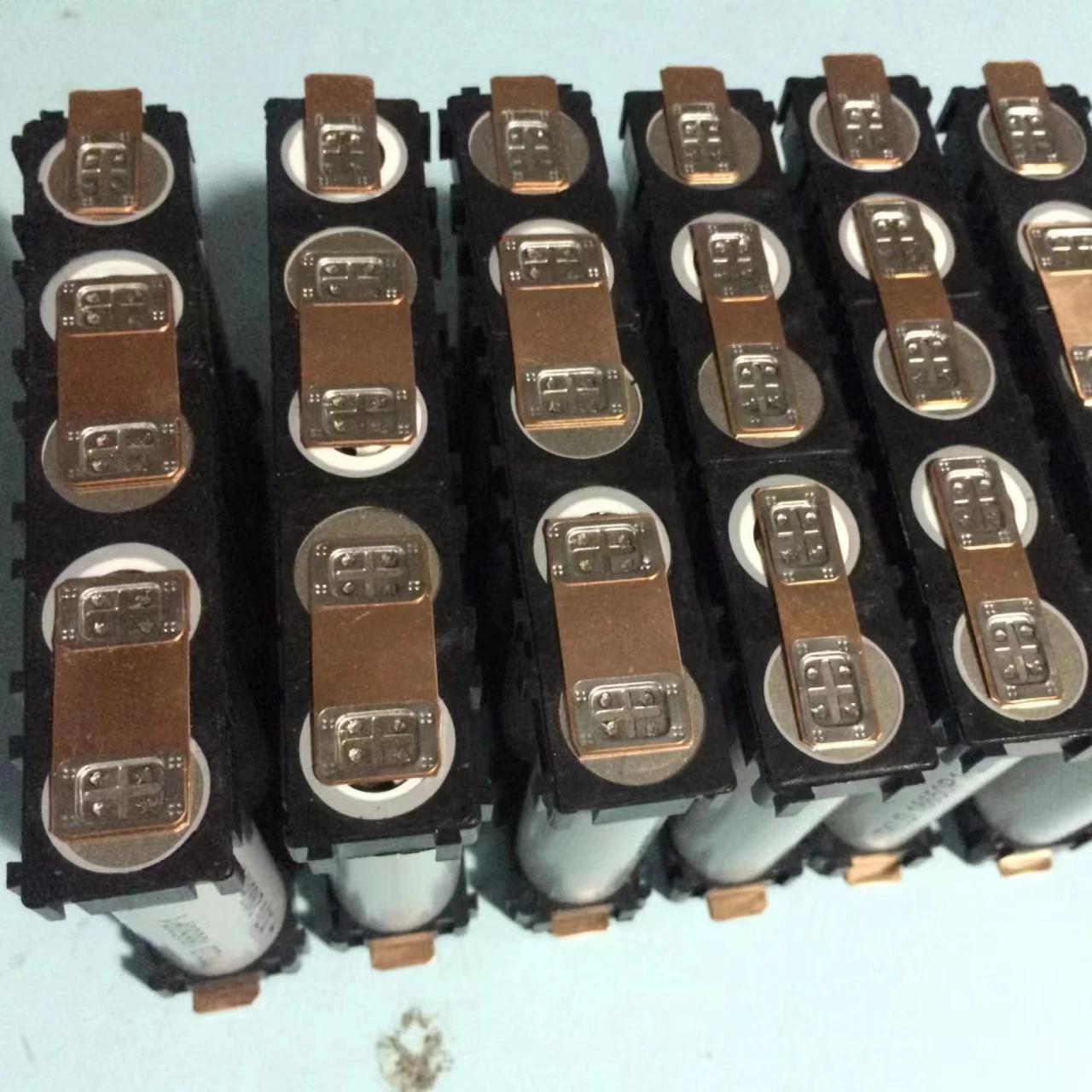 WELLGO Customized Copper Battery Strip 21700 Copper Nickel Tape 21700 Copper-nickel Busbar for Battery Welding