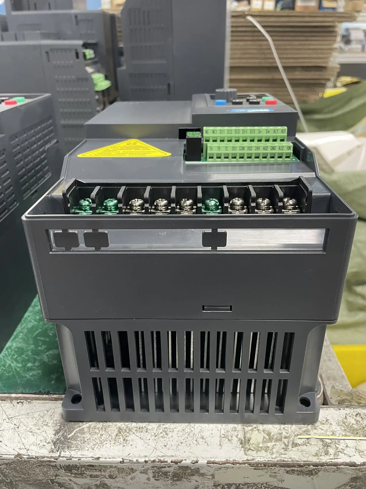 PV500 series 220V solar water pump inverter 7.5kw 11kw 15kw