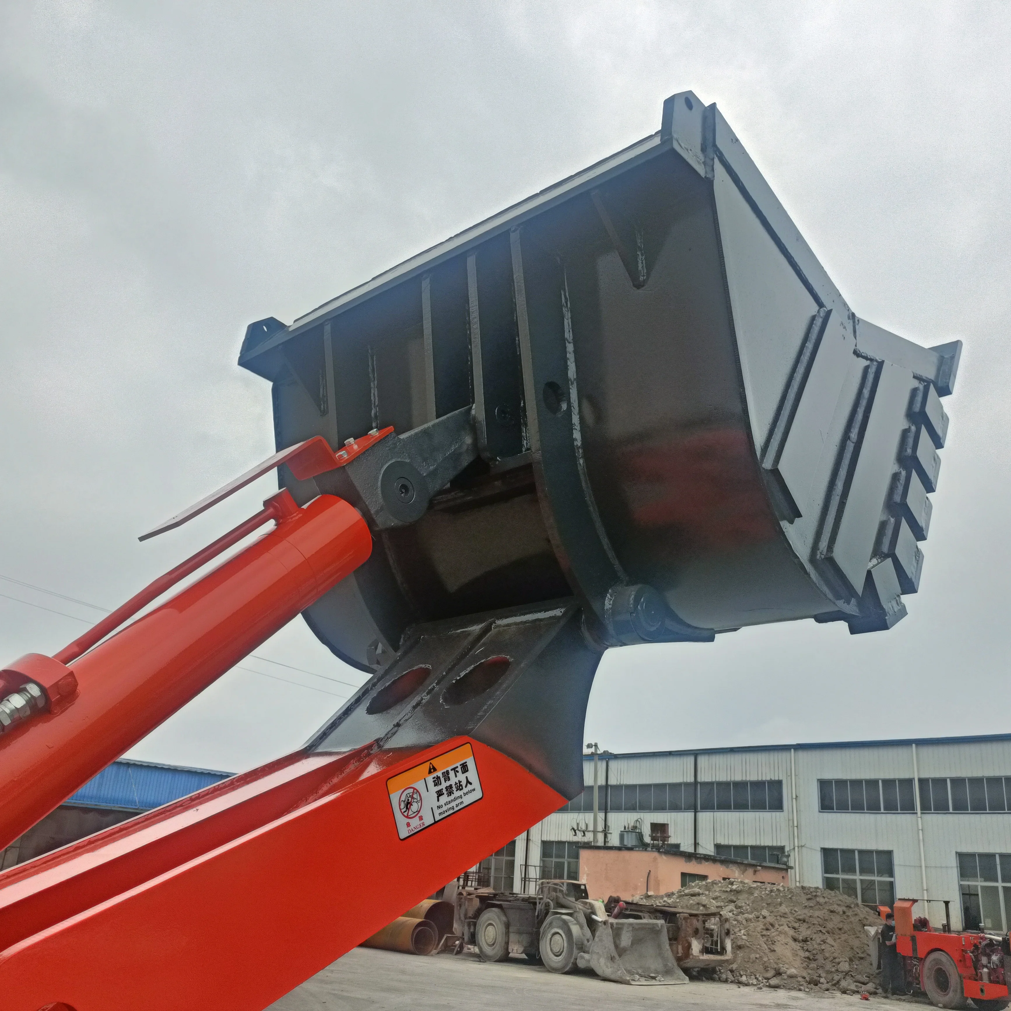 Underground mining loader diesel tunnel mining LHD Scoop tram loader with 1 cbm bucket