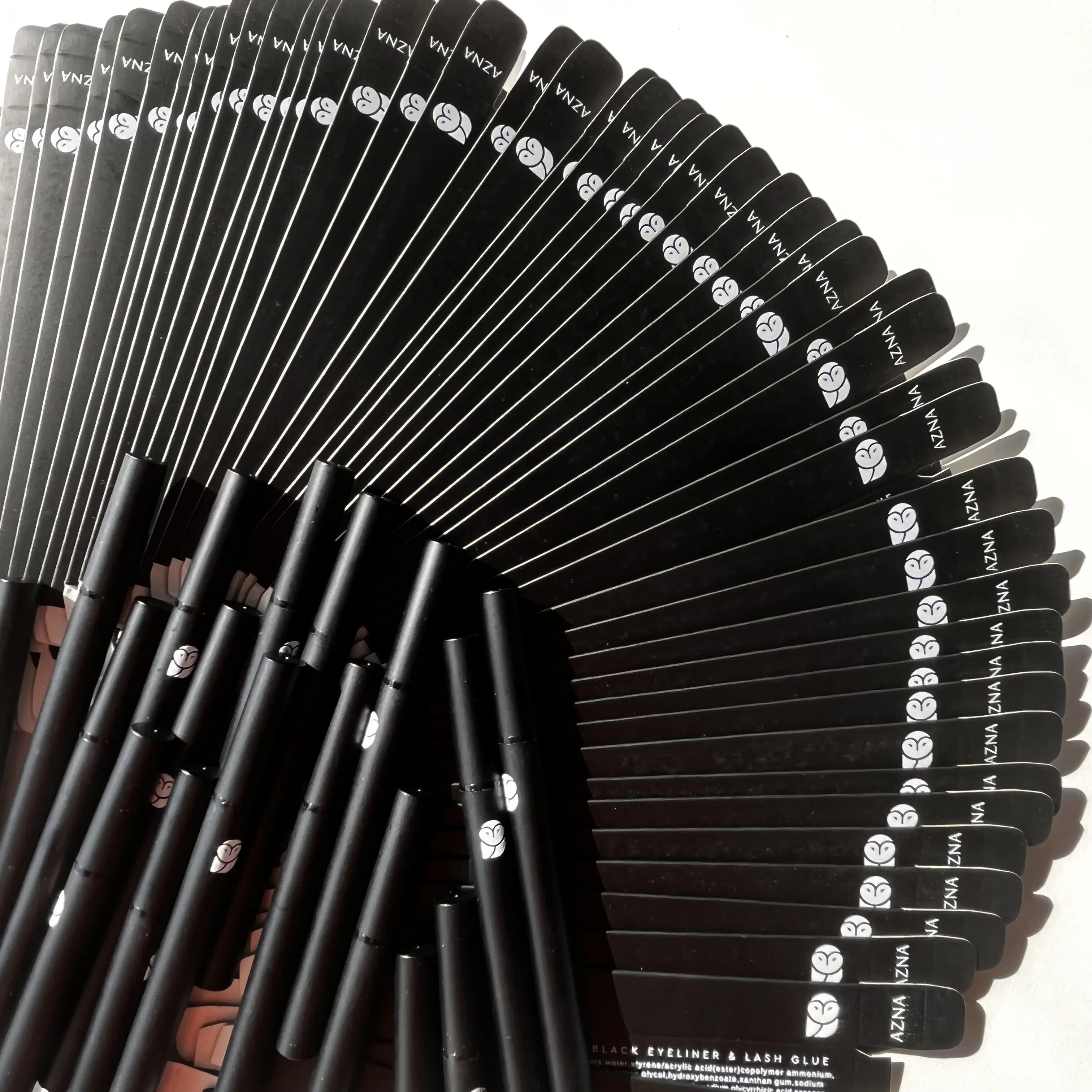 color 2 in 1 eyeliner glue magnetic eyeliner glue pens for strip eyelashes adhesive eyeliners custom logos and packaging
