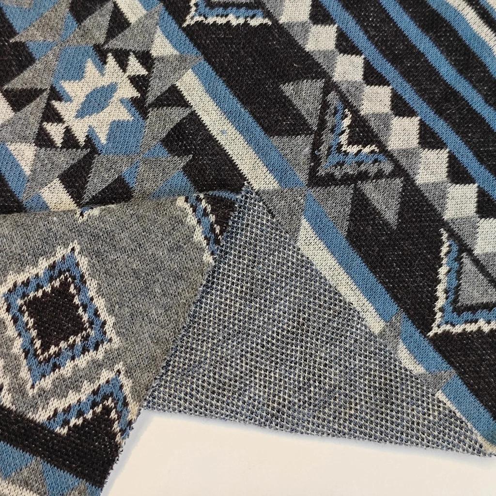 Горячая продажа и высокое качество хлопок полиэстер 340Gsm CVC жаккардовая ткань