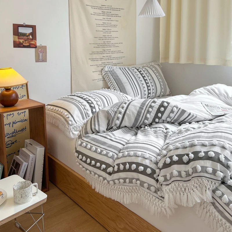 Sunny Textile Wholesale Jacquard Tufted Bedding With Tassel Bohemian Duvet Cover Set