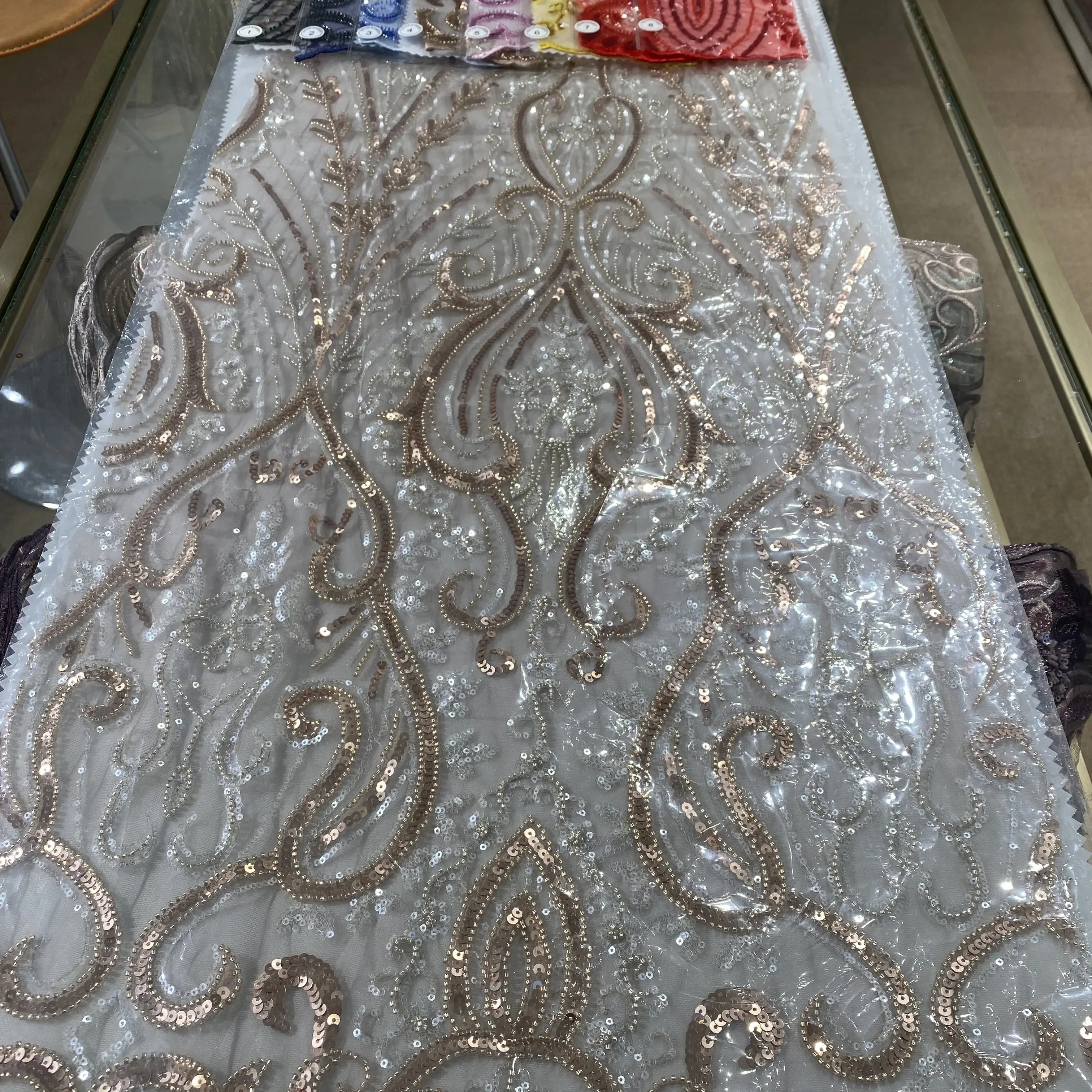 Прямые продажи Китай оптовая продажа металлическая кружевная ткань с бисером золотой поставщик африканская желтая Тюлевая