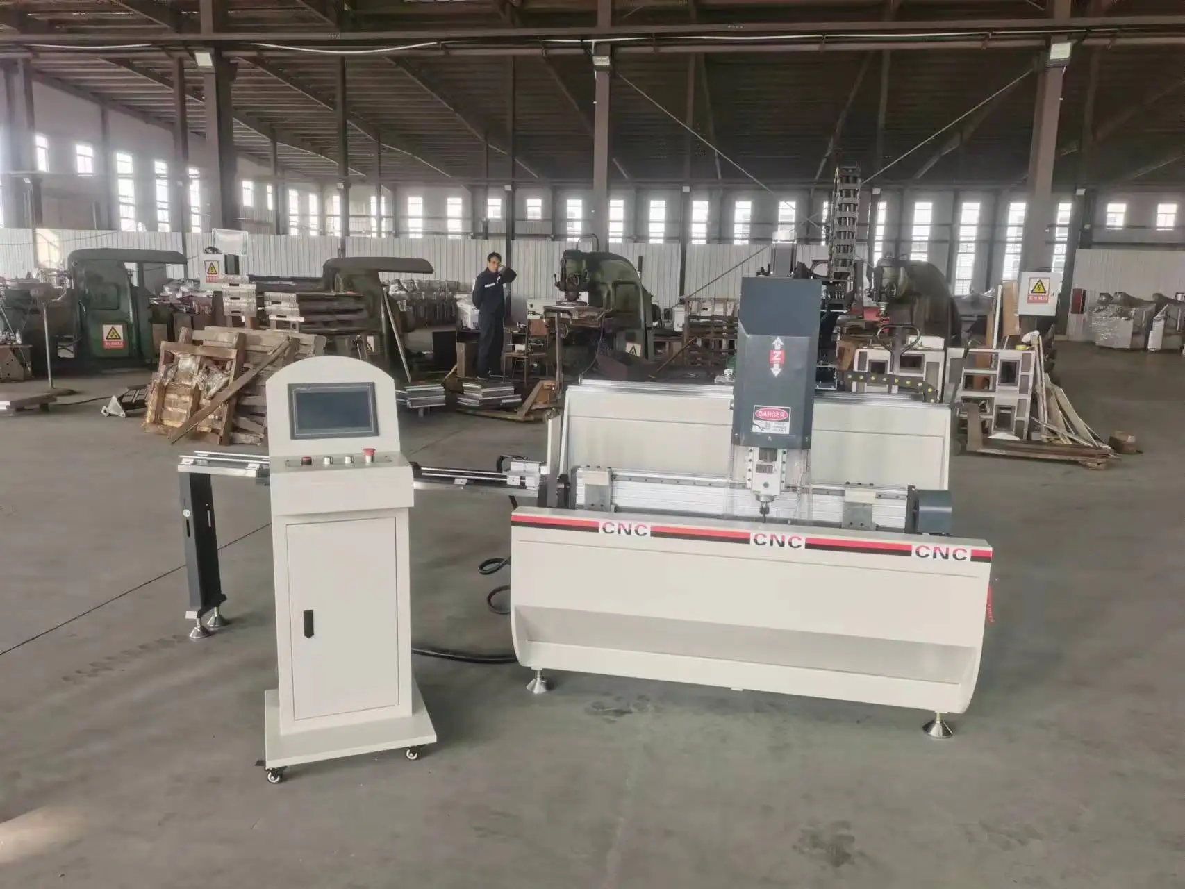 600mm 1200mm  Automatic Aluminum Profile CNC Metal Milling Drilling Machine for Windows Door Lock Hole Making CE Certificate